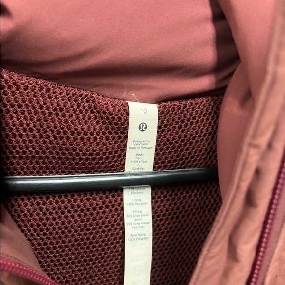 Lulu lemon jacket - Picture 4 of 7